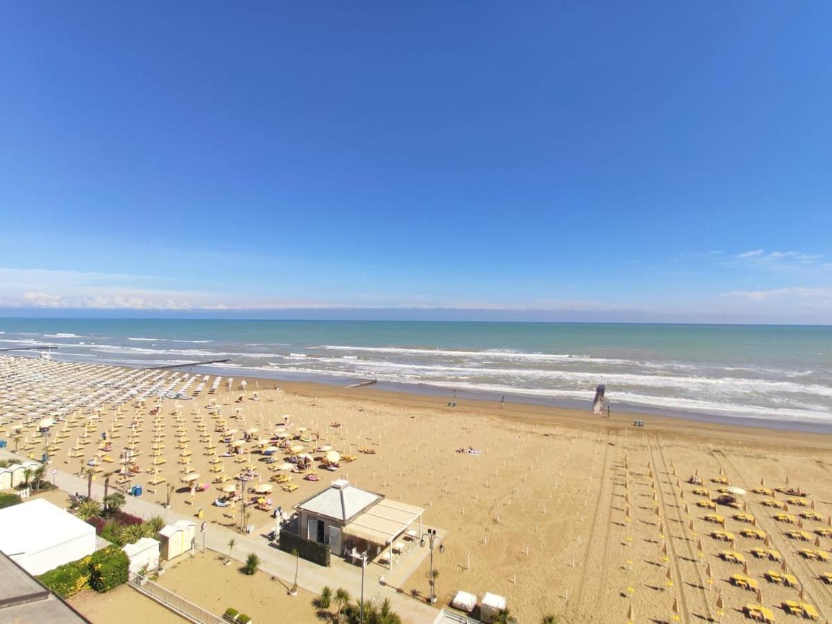 La Torre Villa Lido di Jesolo Exterior foto